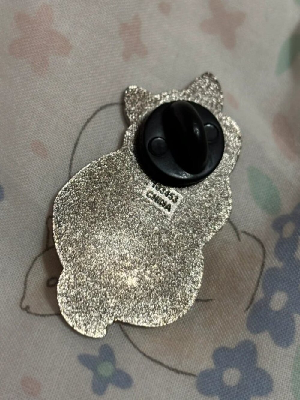 Bean cat pin - Picture 2 of 2